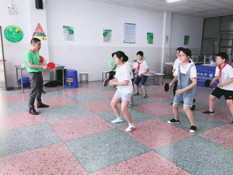 上海市社区<a href=https://www.nfty.com.cn target=_blank class=infotextkey>健身</a>俱乐部