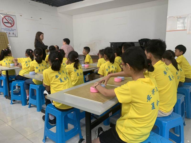 上海市社区<a href=https://www.nfty.com.cn target=_blank class=infotextkey>健身</a>俱乐部