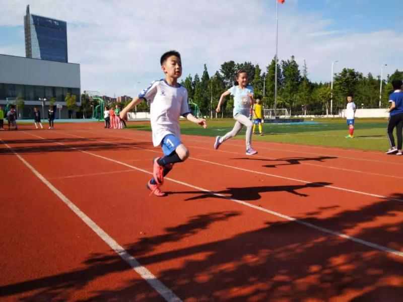 上海市社区<a href=https://www.nfty.com.cn target=_blank class=infotextkey>健身</a>俱乐部