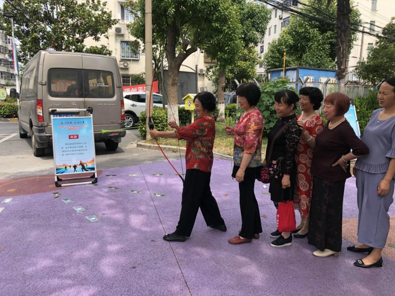 上海市社区<a href=https://www.nfty.com.cn target=_blank class=infotextkey>健身</a>俱乐部