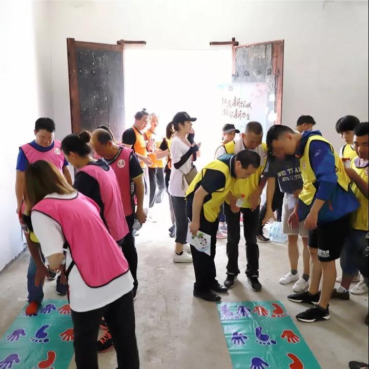 上海市社区<a href=https://www.nfty.com.cn target=_blank class=infotextkey>健身</a>俱乐部 上海市社区<a href=https://www.nfty.com.cn target=_blank class=infotextkey>健身</a>俱乐部