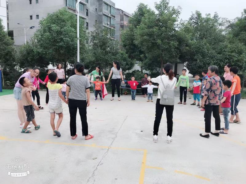公益体彩在你身边:邵阳雨溪社区——搭起老百姓身边的<a href=https://www.nfty.com.cn target=_blank class=infotextkey>健身</a>广场 公益体彩在你身边:邵阳雨溪社区——搭起老百姓身边的<a href=https://www.nfty.com.cn target=_blank class=infotextkey>健身</a>广场