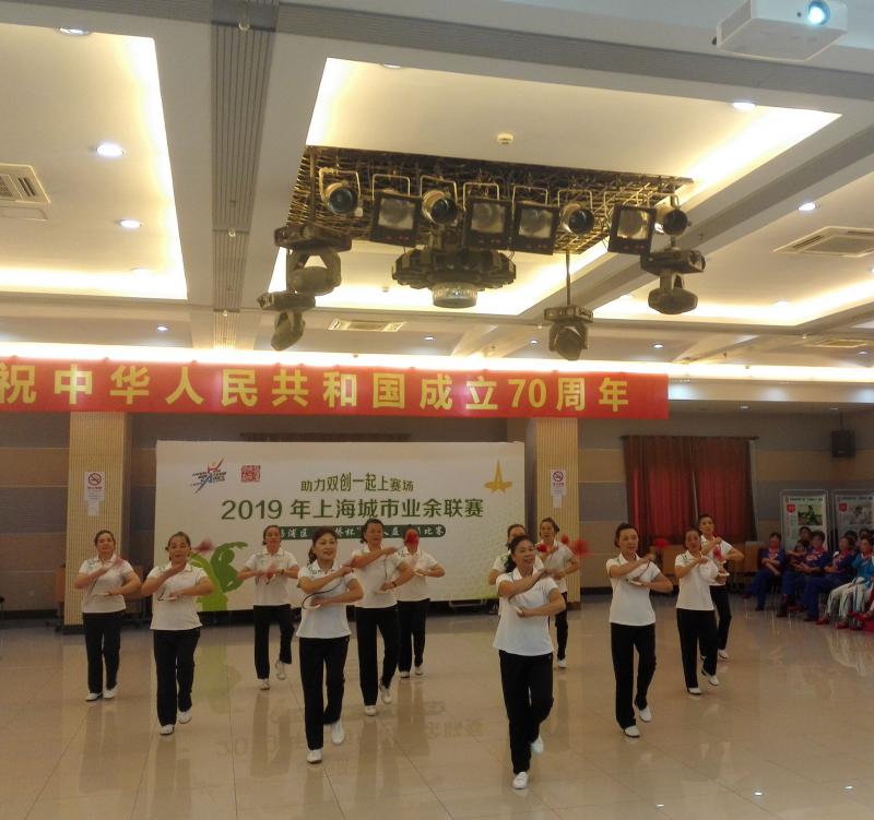 上海市社区<a href=https://www.nfty.com.cn target=_blank class=infotextkey>健身</a>俱乐部