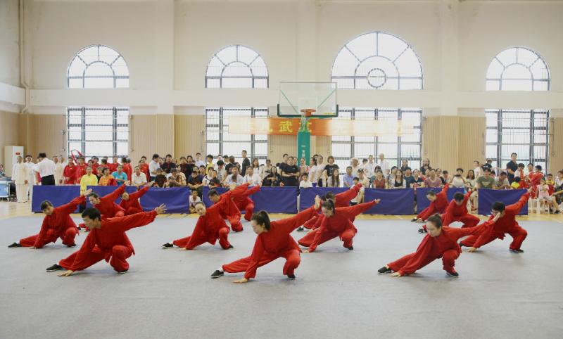 上海市社区<a href=https://www.nfty.com.cn target=_blank class=infotextkey>健身</a>俱乐部