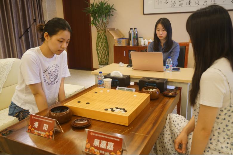 上海市社区<a href=https://www.nfty.com.cn target=_blank class=infotextkey>健身</a>俱乐部