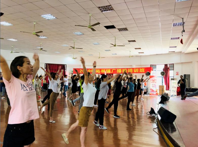 上海市社区<a href=https://www.nfty.com.cn target=_blank class=infotextkey>健身</a>俱乐部 上海市社区<a href=https://www.nfty.com.cn target=_blank class=infotextkey>健身</a>俱乐部