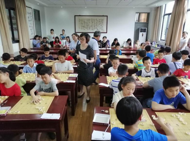 上海市社区<a href=https://www.nfty.com.cn target=_blank class=infotextkey>健身</a>俱乐部