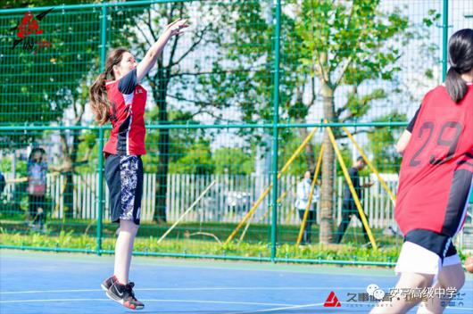 上海市社区<a href=https://www.nfty.com.cn target=_blank class=infotextkey>健身</a>俱乐部 上海市社区<a href=https://www.nfty.com.cn target=_blank class=infotextkey>健身</a>俱乐部