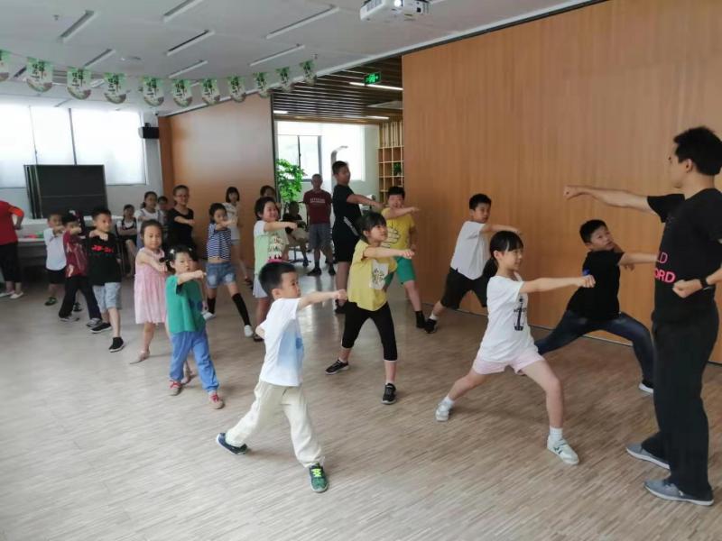 上海市社区<a href=https://www.nfty.com.cn target=_blank class=infotextkey>健身</a>俱乐部