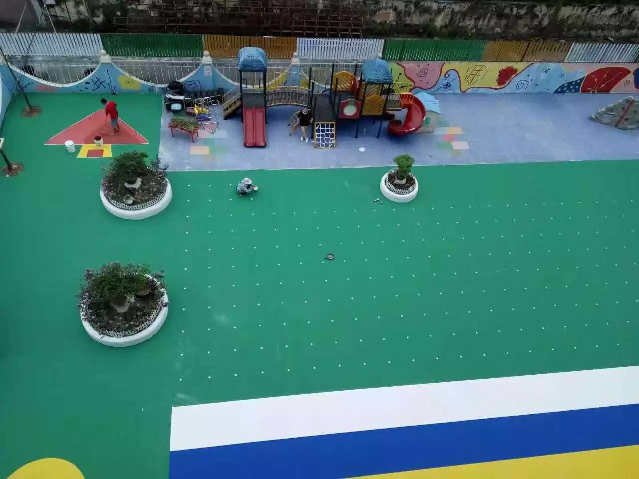 深圳龙岗幼儿园塑胶地面 EPDM橡胶地面