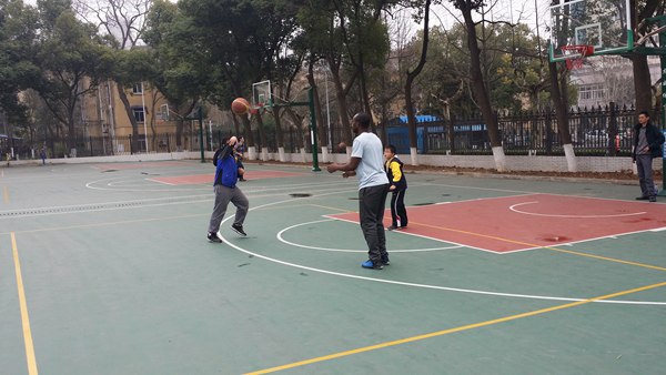 <a href=https://www.nfty.com.cn target=_blank class=infotextkey>硅PU</a>篮球场