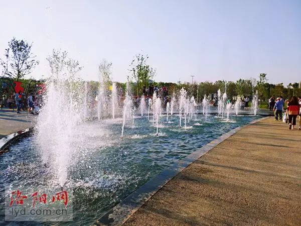 体育公园喷泉