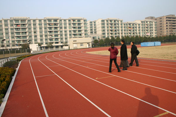 <a href=https://www.nfty.com.cn target=_blank class=infotextkey>塑胶跑道</a>厂家