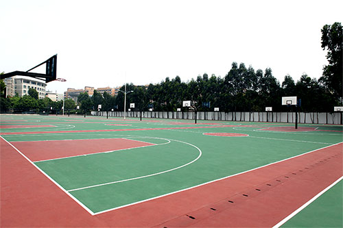 广州市建材中等专业学校丙烯酸篮球场