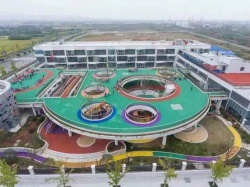 屋顶幼儿园塑胶地面_幼儿园塑胶地面工程案例_广东