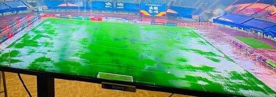 【中超】受暴雨影响，富力VS大连人比赛延期