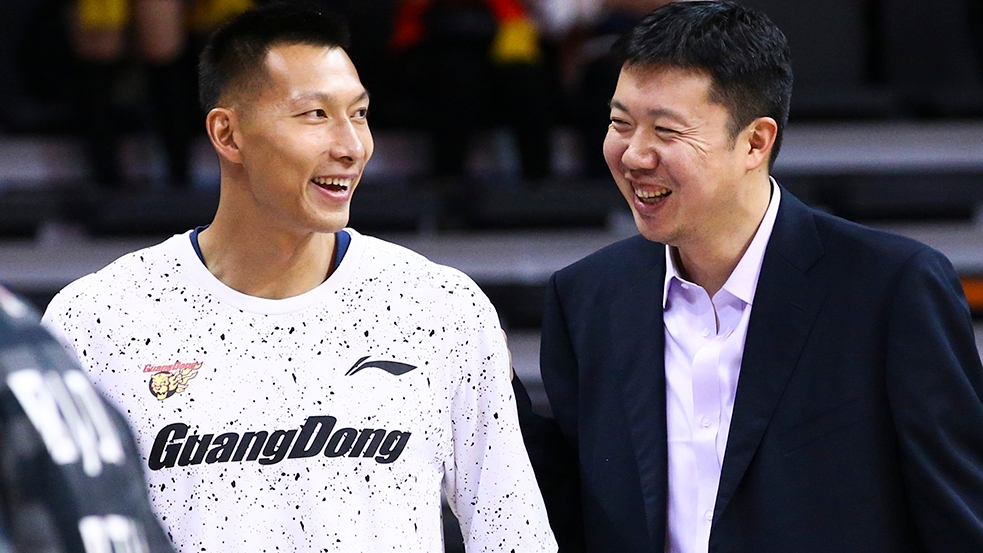 【NBA】独行侠有情义！大郅阿联名字将刻上主场地板