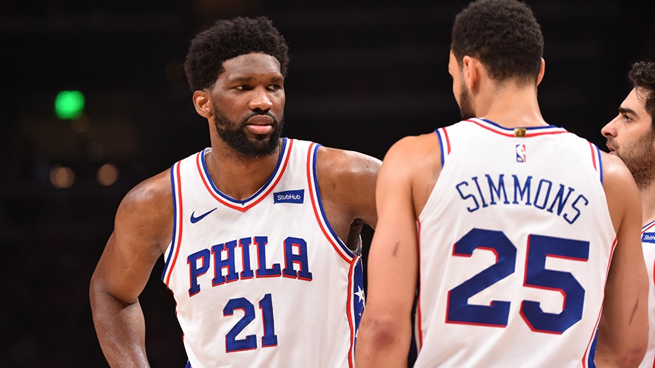 【NBA】差距！在西蒙斯闹剧同时，他却带伤作战