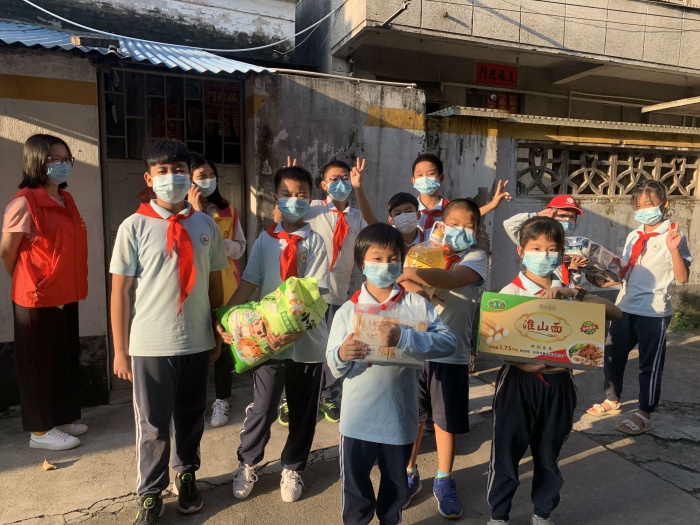 大涌南文小学举行“我们的节日——重阳节”系列活动