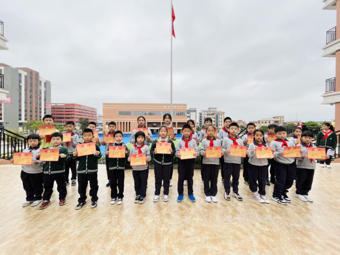 雅正鸦岗：用好学习强国，凝聚奋进力量