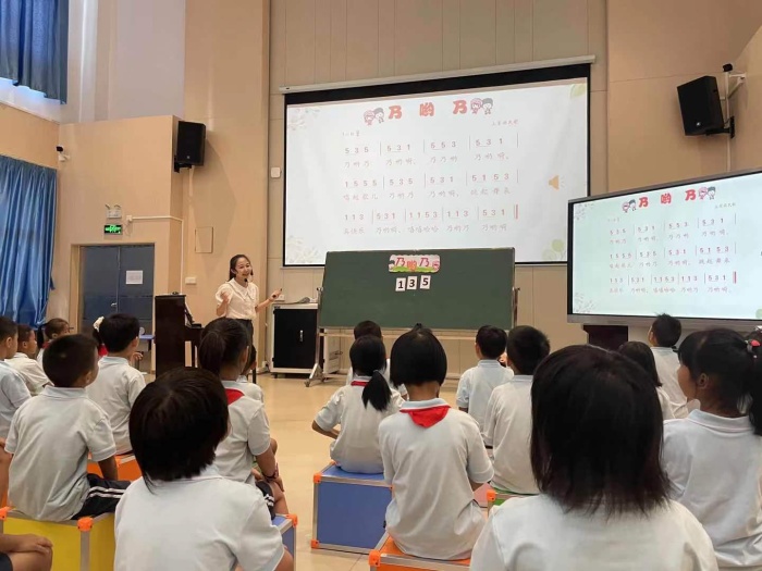 大涌镇旗北小学开展音乐专家指导活动