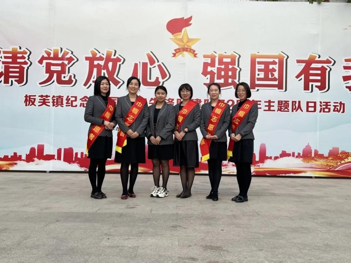 读书分享促提升　合力共筑育人梦