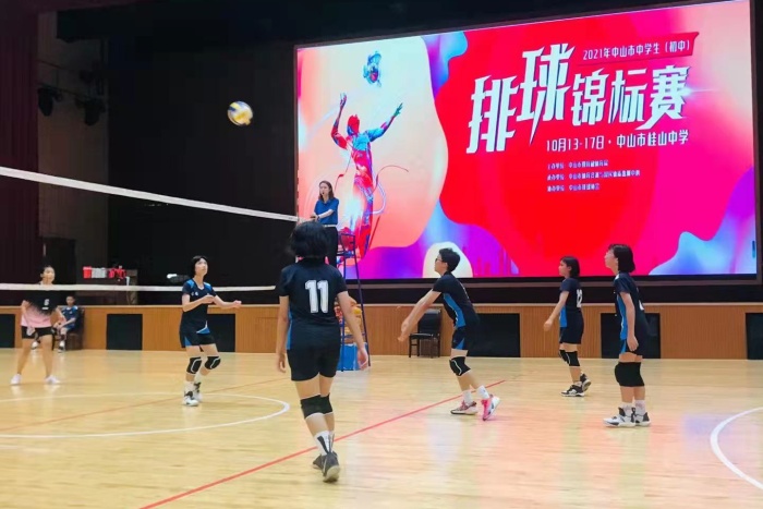 曹步初级中学在2021年市排球锦标赛中喜获佳绩