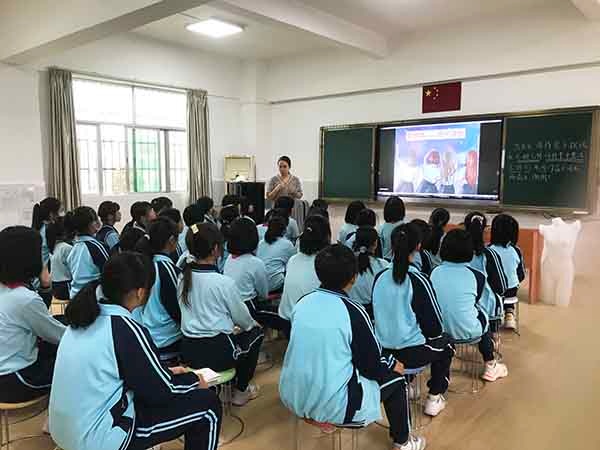健康永一：坦洲镇永一小学举行青青期生理和心理健康教育讲座
