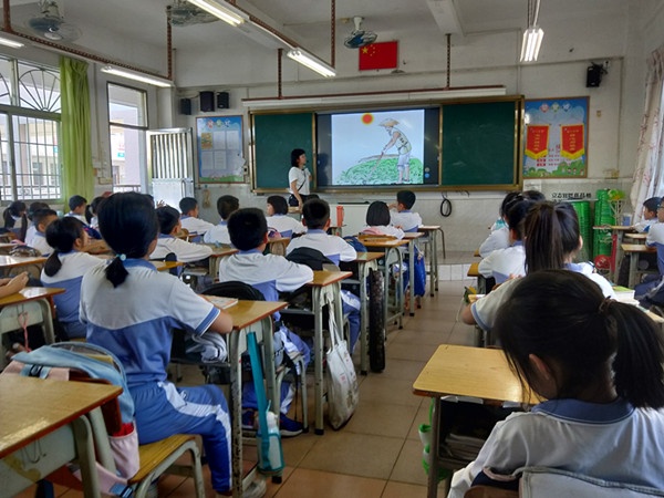 珍惜盘中餐，文明记心间