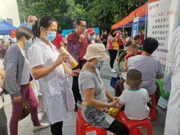 中山石岐街道开展世界精神卫生日主题宣传服务活动