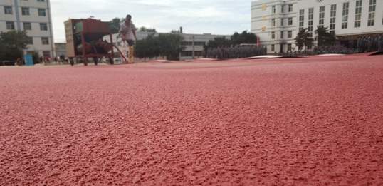 珠海这间学校将迎来塑胶跑道改造，体育场地将迎来质的提升！