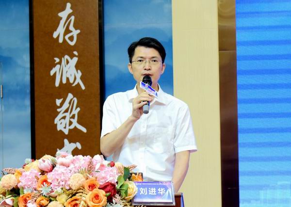调整大小 image015.jpg