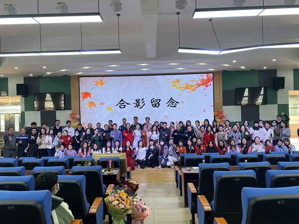 全员合照 修.jpg