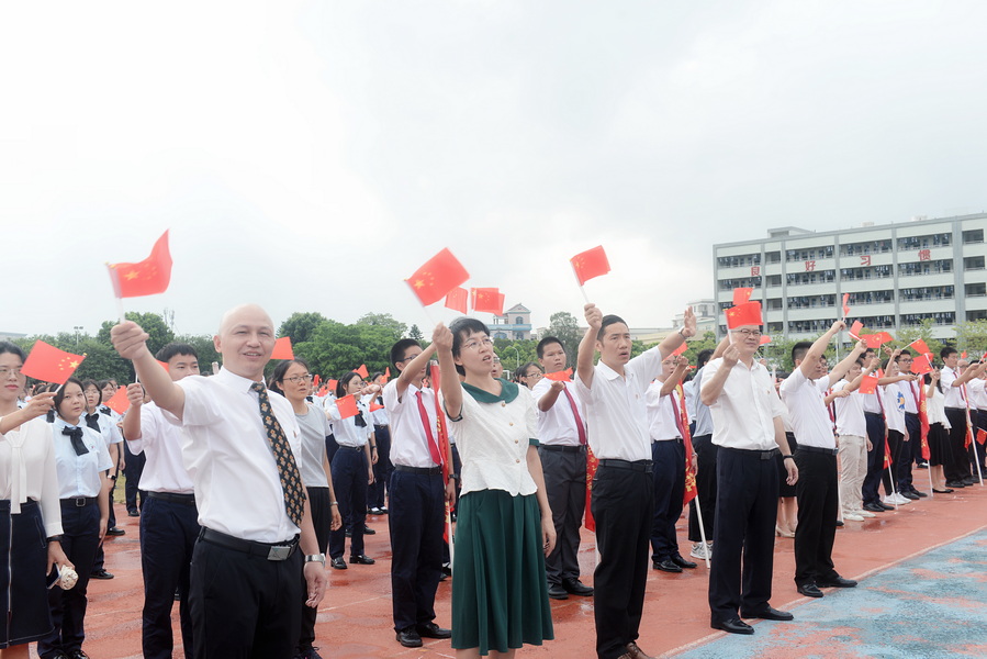 15e569d27a64381ffffbef5394c568d_调整大小.jpg