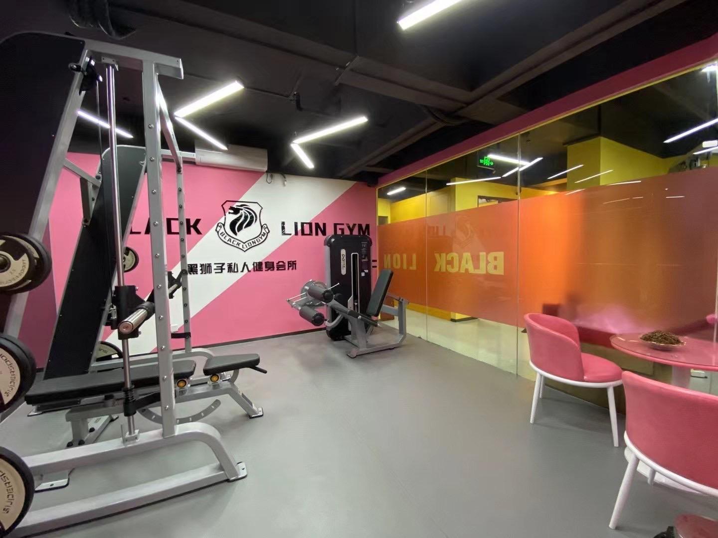 黑狮子星河湾门店