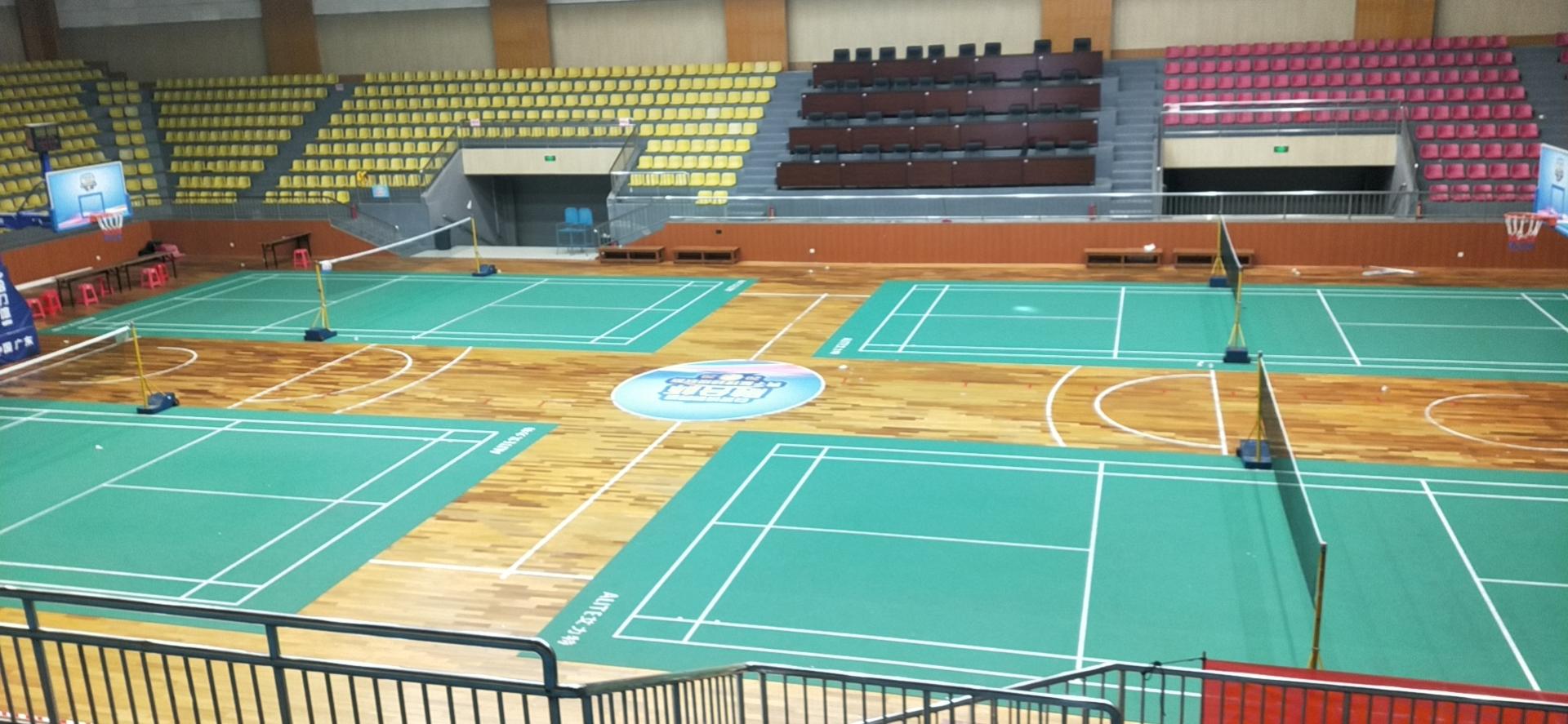 白坭镇体育馆