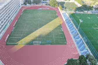 燕子岗体育场