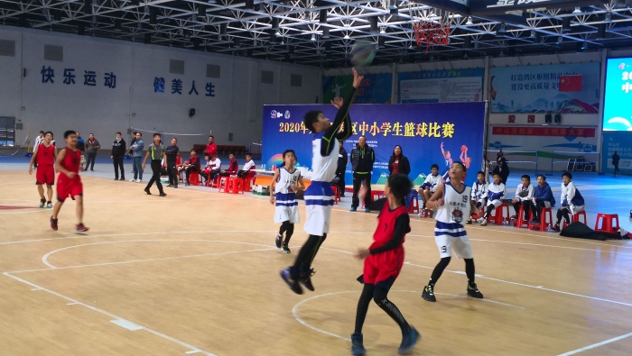 开发区二小卫冕区2020中小学篮球联赛