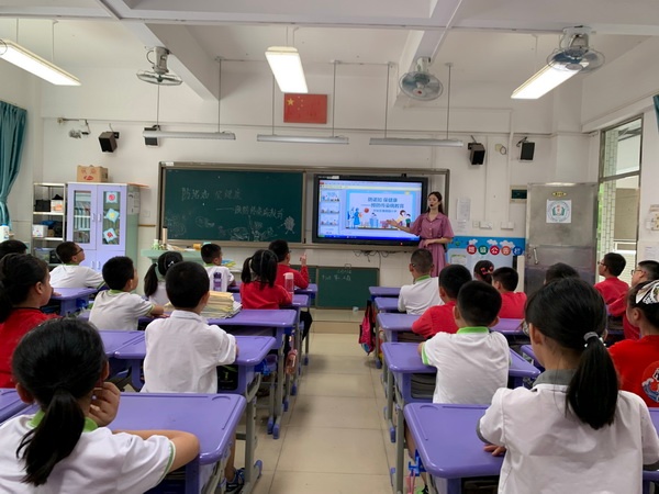 香晖园小学开展“防诺如·保健康”预防传染病教育活动