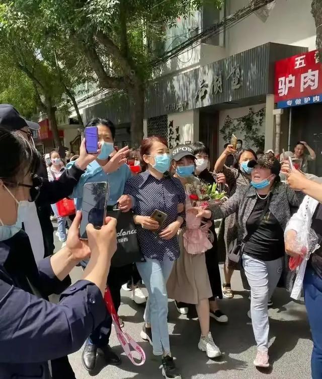 错换人生二试，考官若保送杜某枝将破坏教育制度，并自毁前程