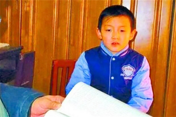 荒唐至极？河南一8岁男童竟入伍成为特种兵，他有什么特异功能？