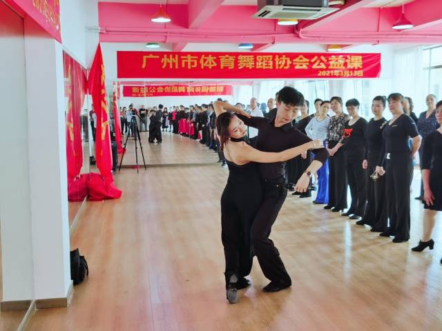 广东<a href=https://www.nfty.com.cn target=_blank class=infotextkey>塑胶跑道</a>维修