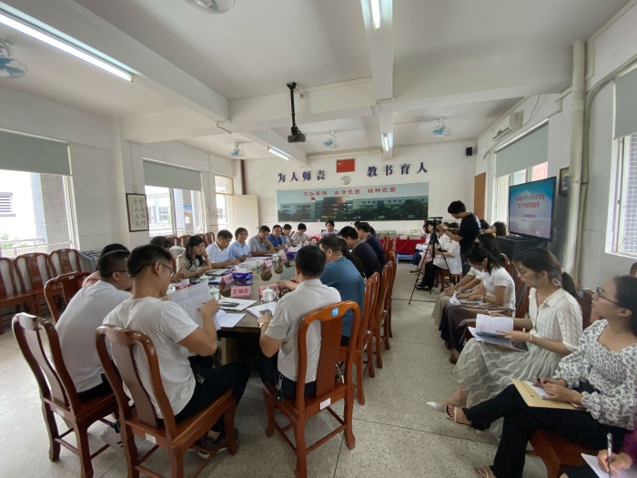 阳光雍小：迎接镇素质评估检查获好评