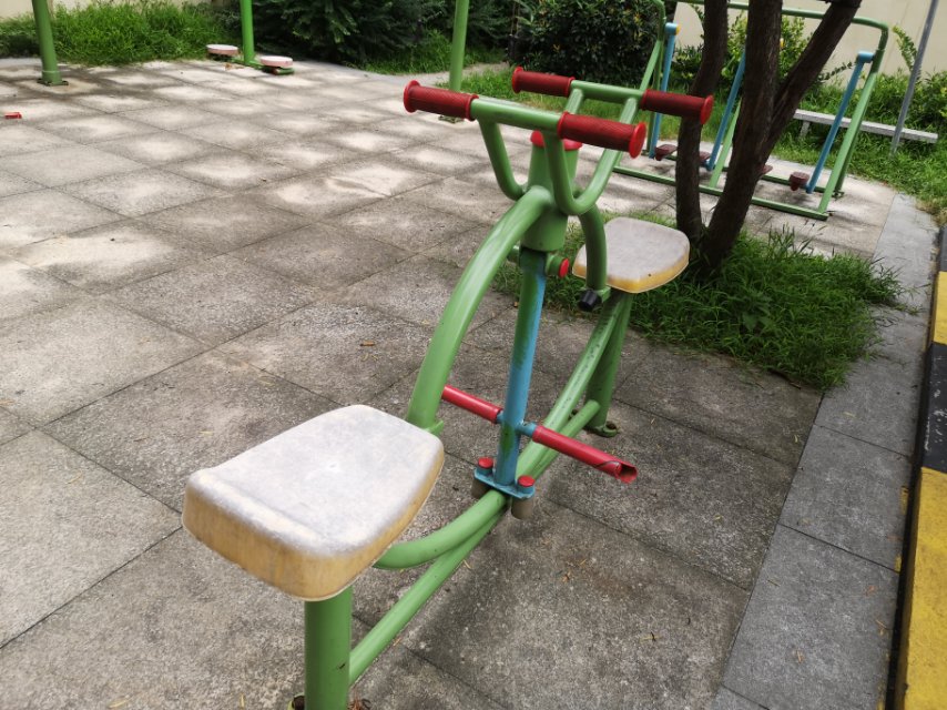 下肢康复器