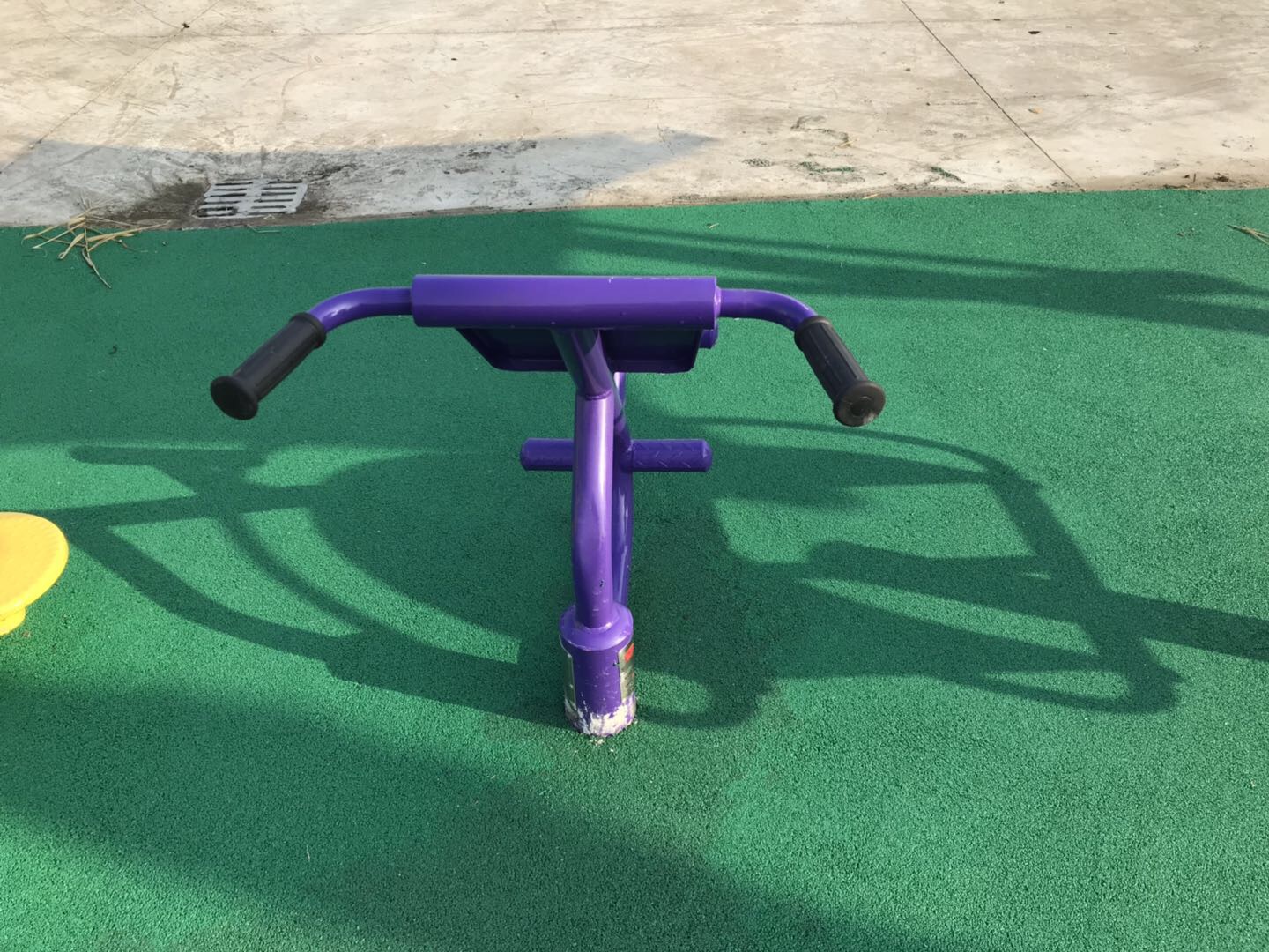背肌训练器