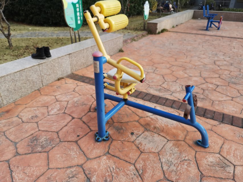 自重腰腹器