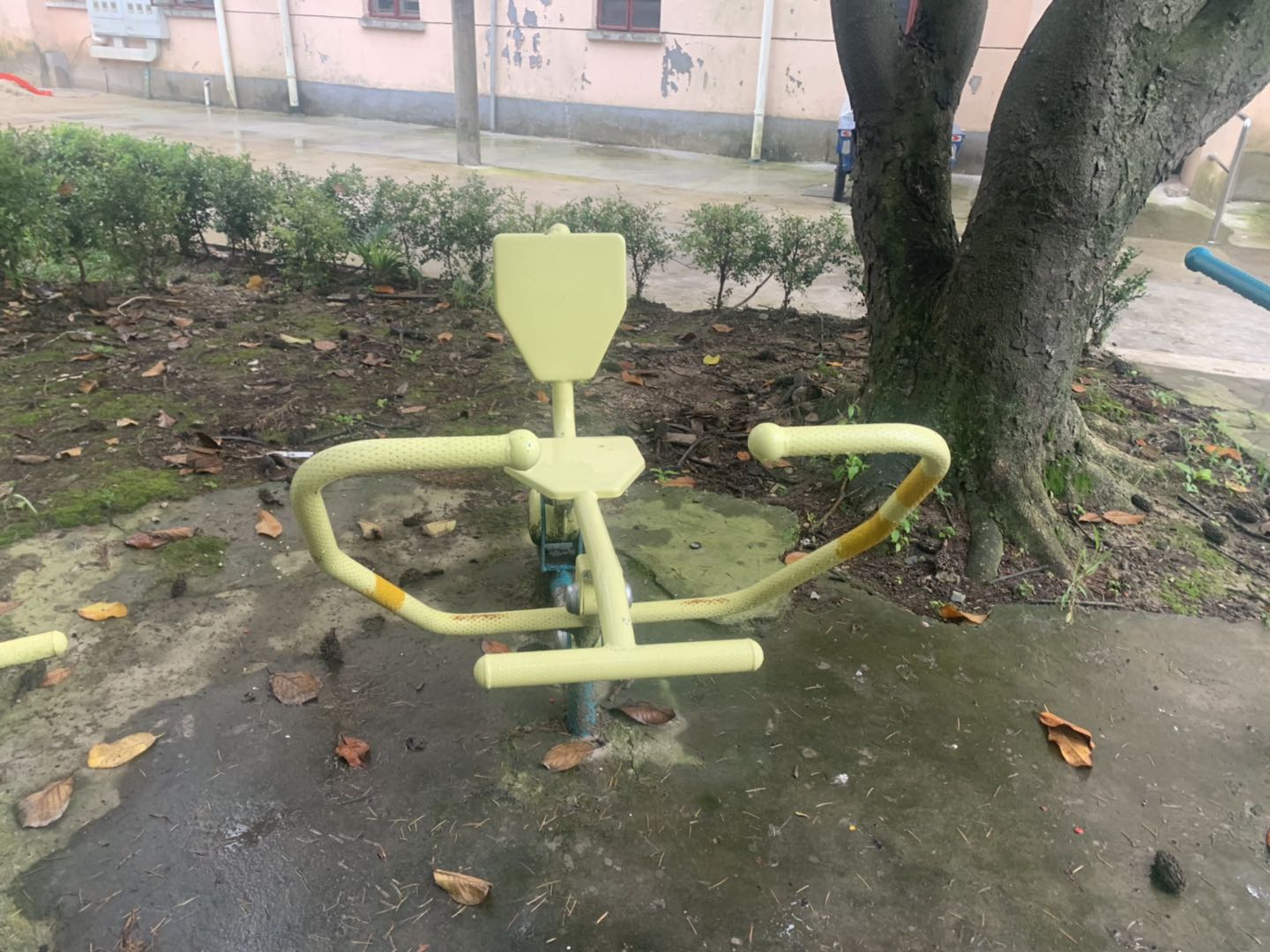 划船器