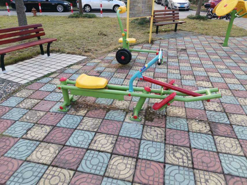 划船器