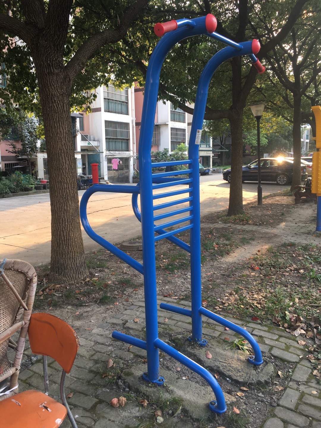 多功能训练器
