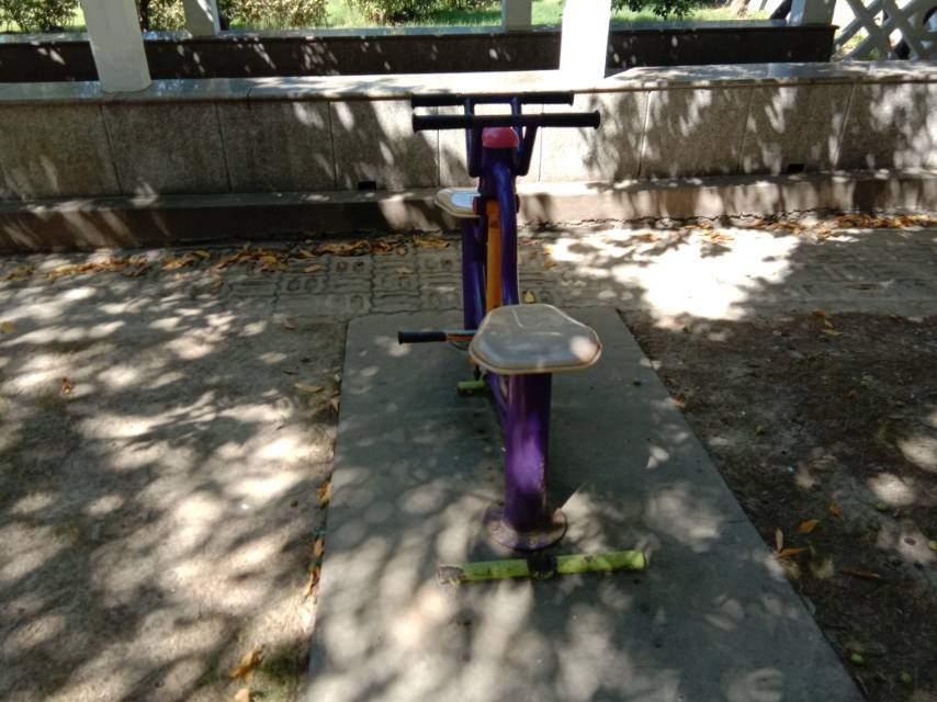 下肢摇摆器